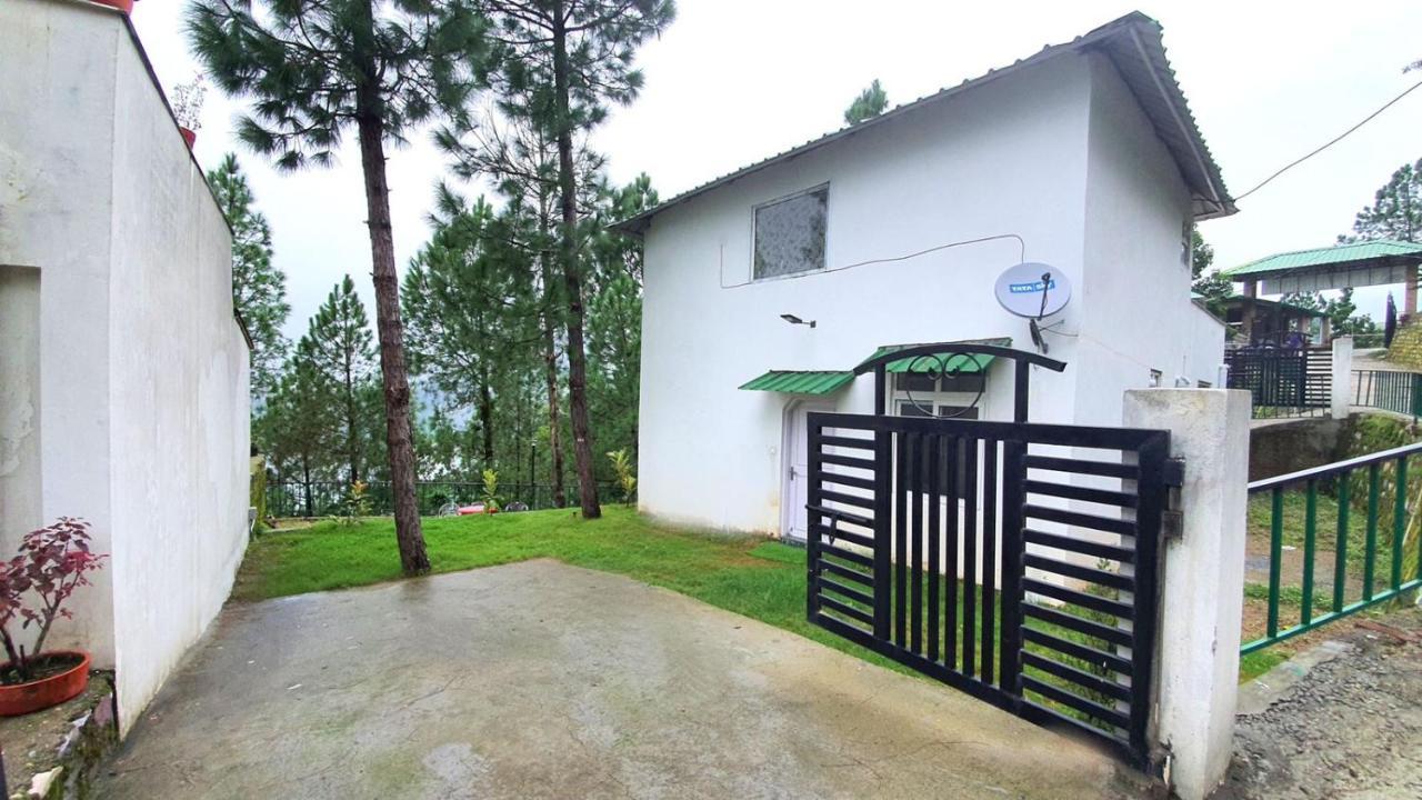 Blue Pine Orchards - Villas Лансдаун Екстер'єр фото