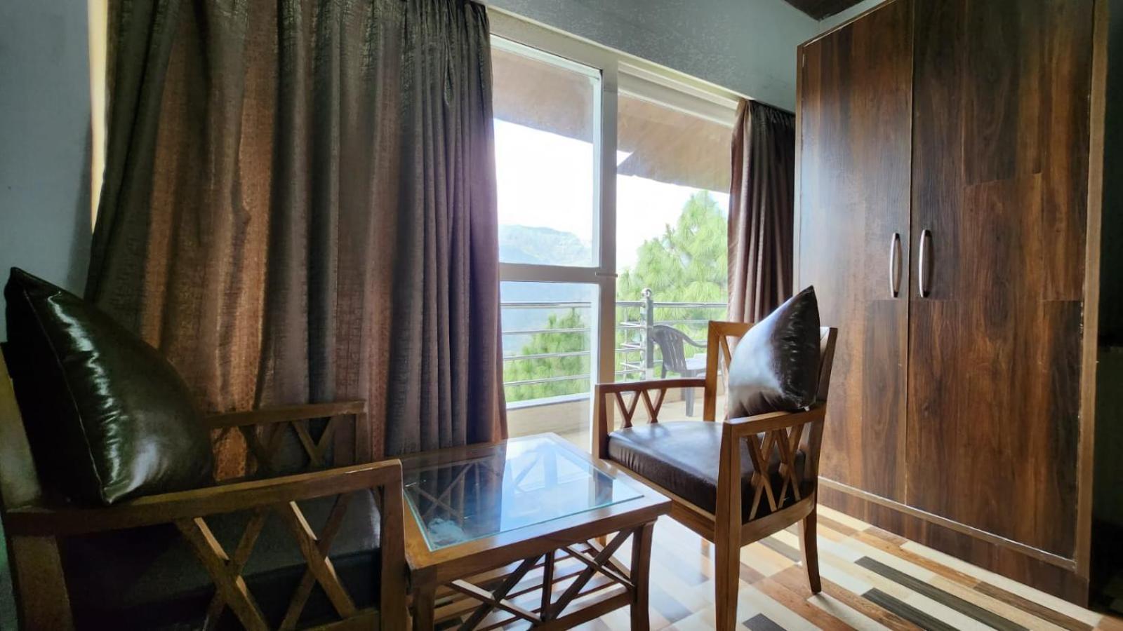 Blue Pine Orchards - Villas Лансдаун Екстер'єр фото